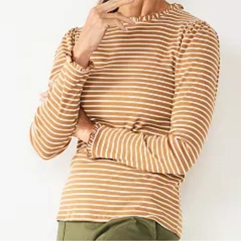 Croft & Barrow NWT Long Sleeves‎ Ruffle Neck and Sleeve Hem Stripe Shirt Size XL